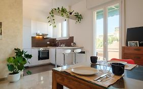 Fabula Rooms 3 Suites With Private Bathroom