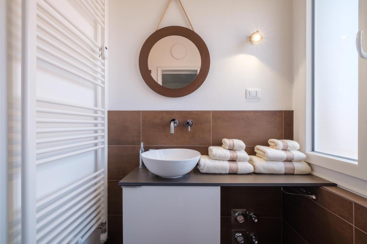 Fabula Rooms 3 Suites With Private Bathroom Bologna Buitenkant foto