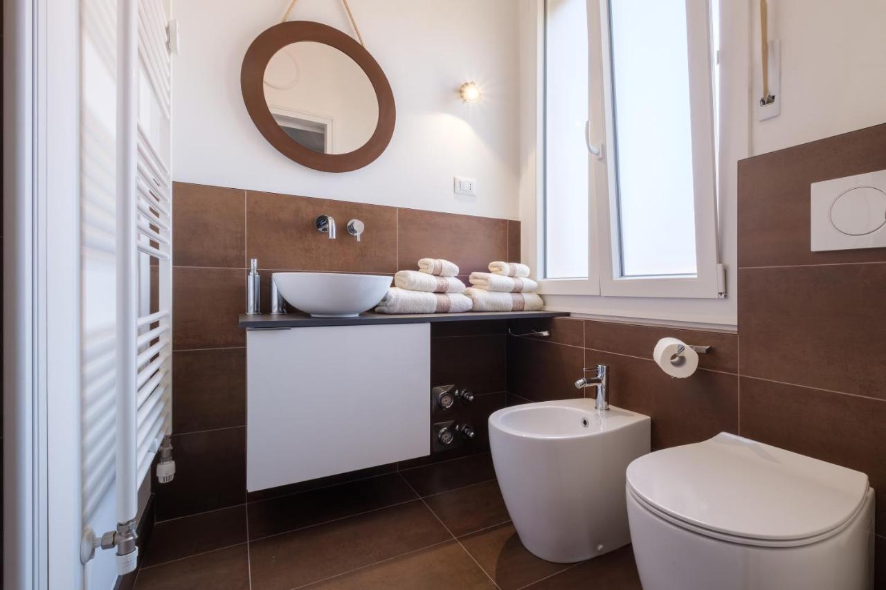 Fabula Rooms 3 Suites With Private Bathroom Bologna Buitenkant foto